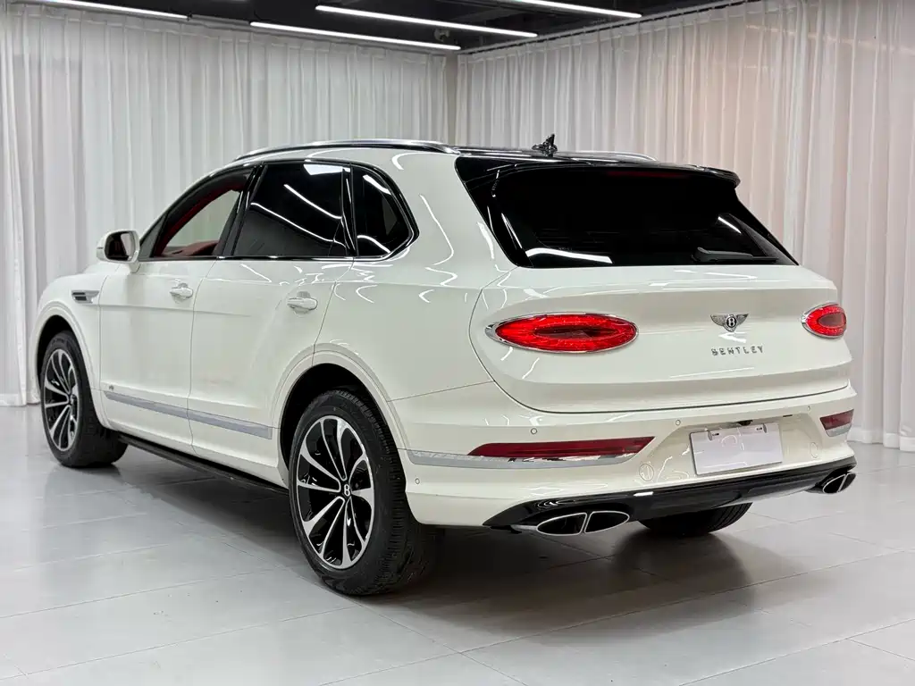 Bentley Bentayga 2021 4.0T V8 2021 - thumbnail 4