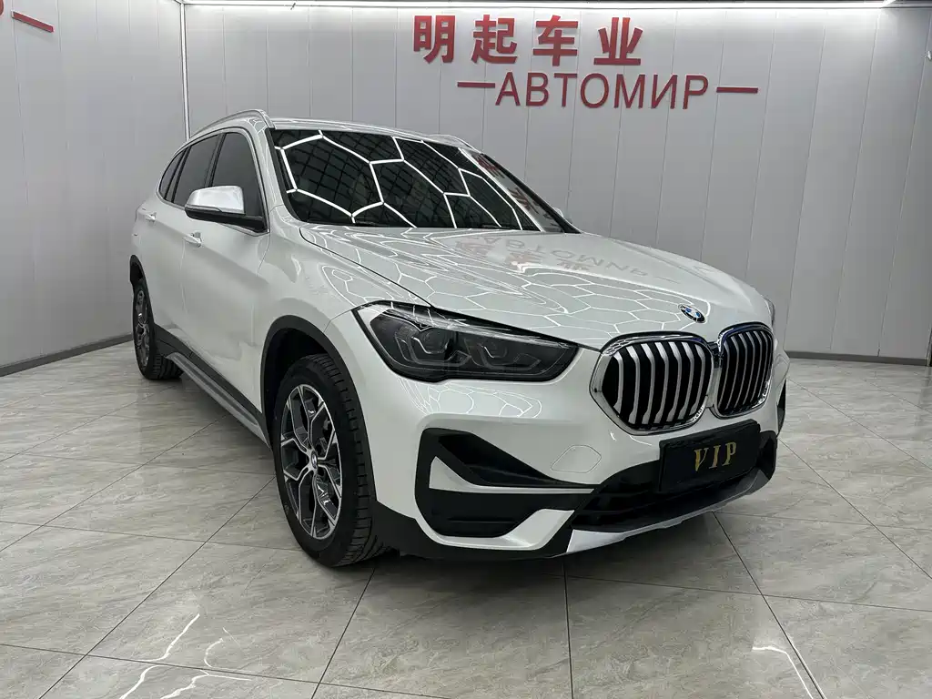 BMW BMW X1 2022 sDrive20Li Premium Model 2022 - thumbnail 2