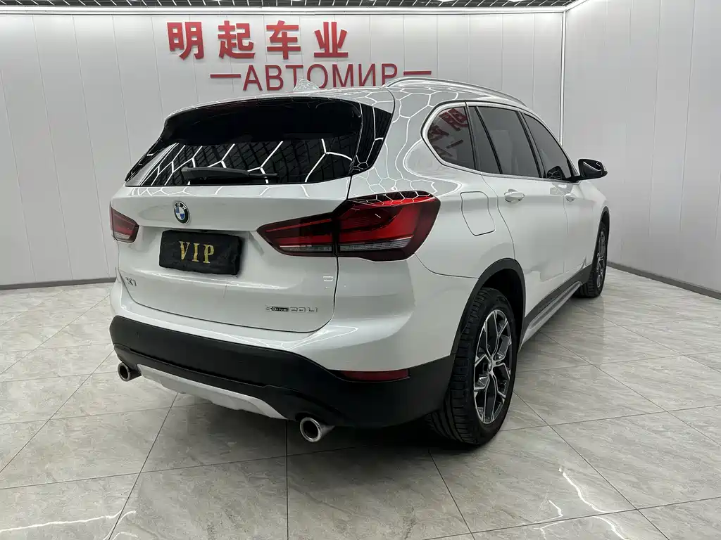 BMW BMW X1 2022 sDrive20Li Premium Model 2022 - thumbnail 7