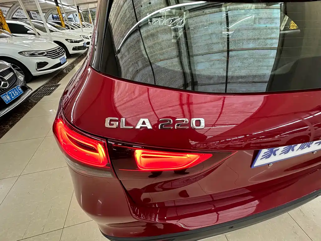 Mercedes-Benz Mercedes-Benz GLA 2023 GLA 220 2023 - thumbnail 11