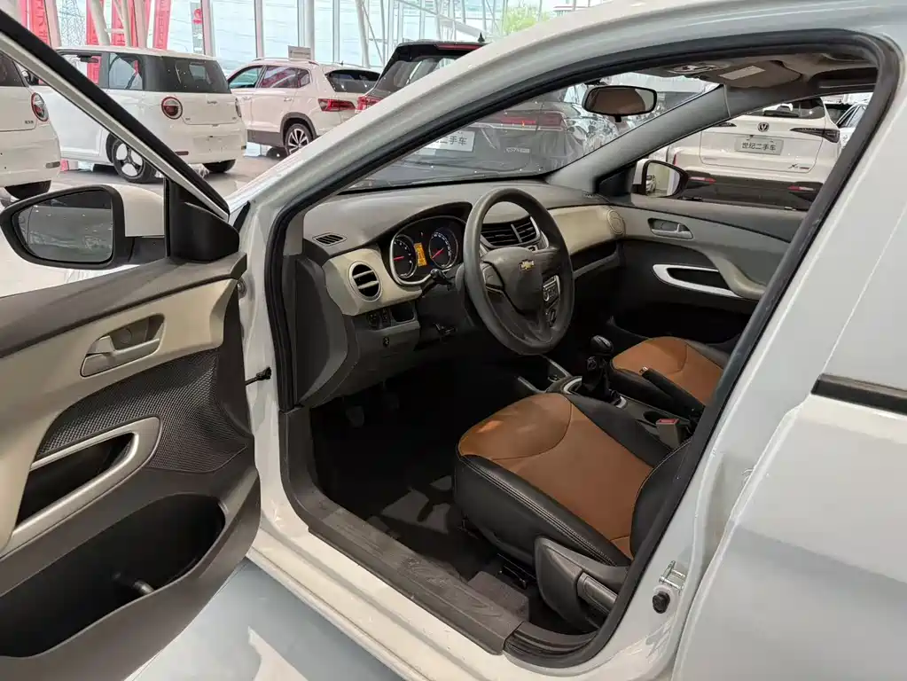 Chevrolet Sail 2016 Sail 3 1.3L Manual Comfort Sunroof Edition 2017 - thumbnail 5