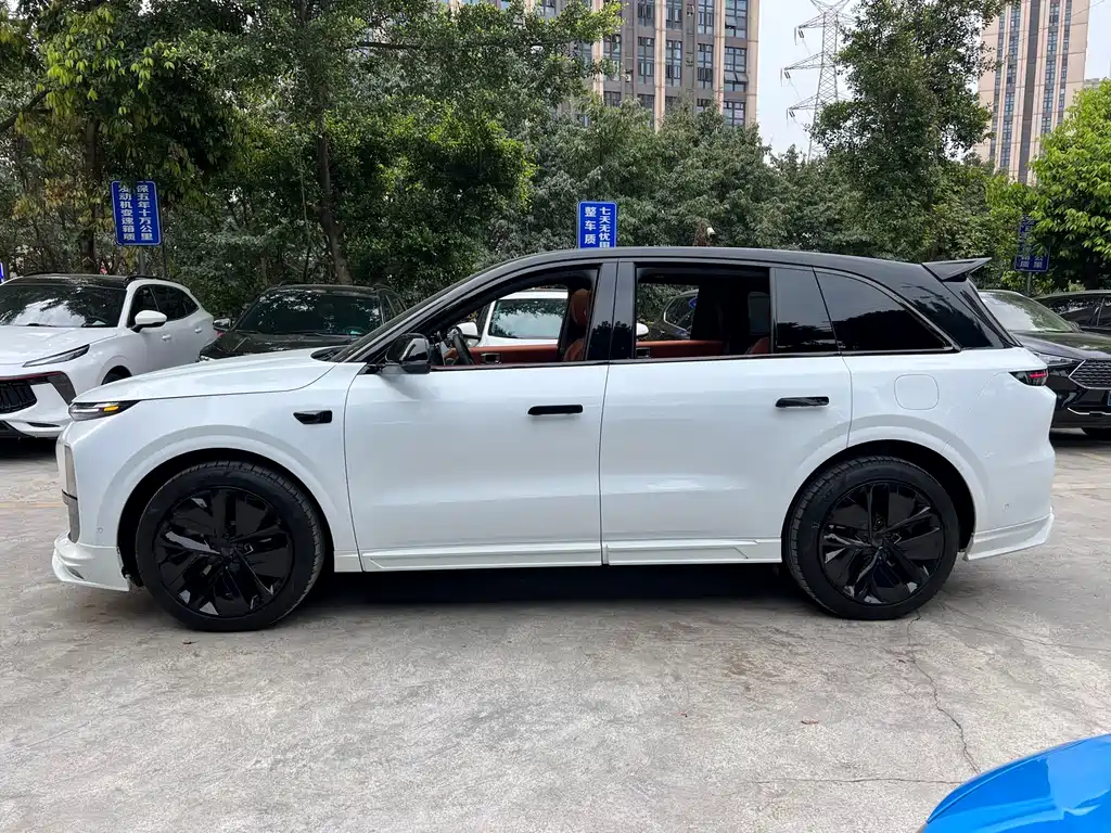 Li Auto Li L6 2024 Pro 2025 - thumbnail 6