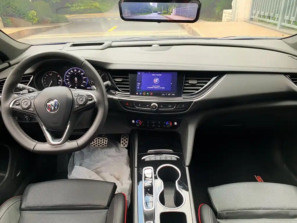 Buick Buick Regal 2021 GS 28T Premium Edition 2021 - thumbnail 17