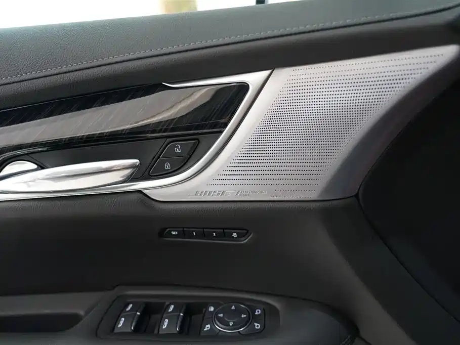 Cadillac Cadillac XT6 2025 2.0T Six-seat AWD Luxury Executive Classic Edition 2025 - thumbnail 12