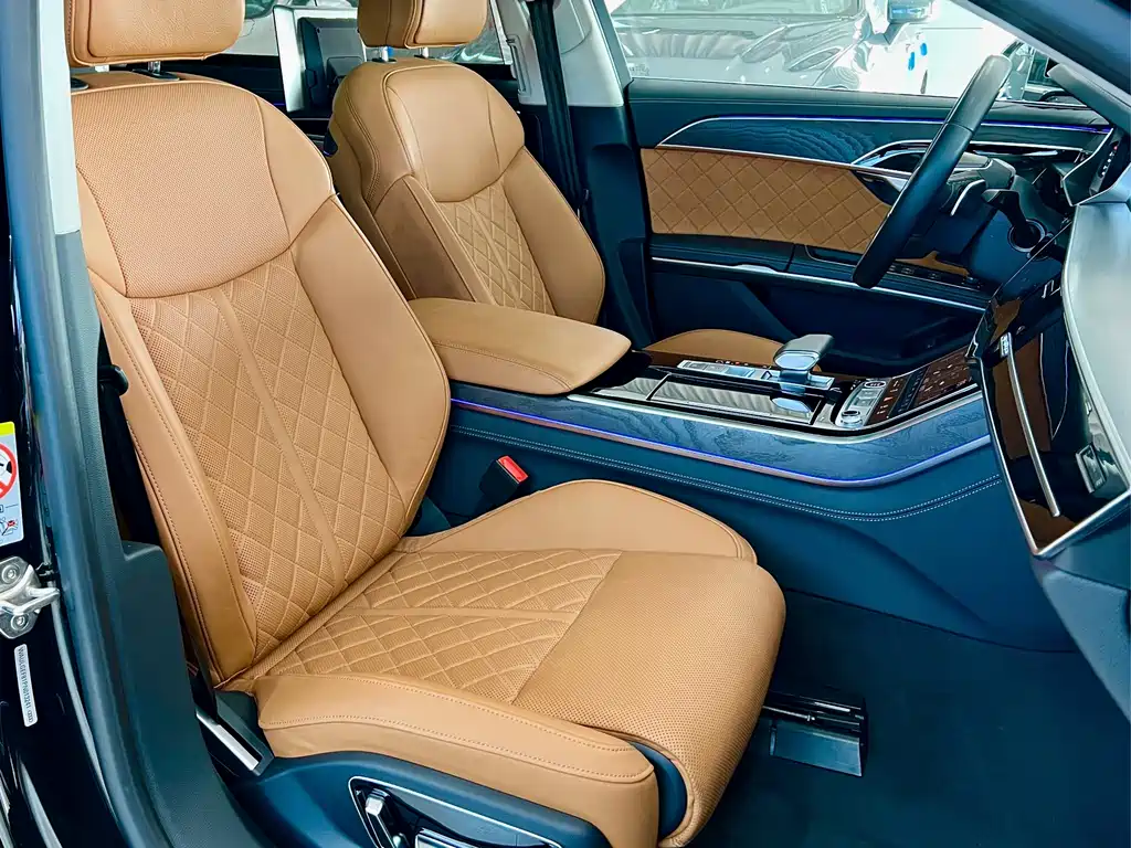 Audi Audi A8 2022 A8L Horch Founder's Edition Classic 2023 - thumbnail 8