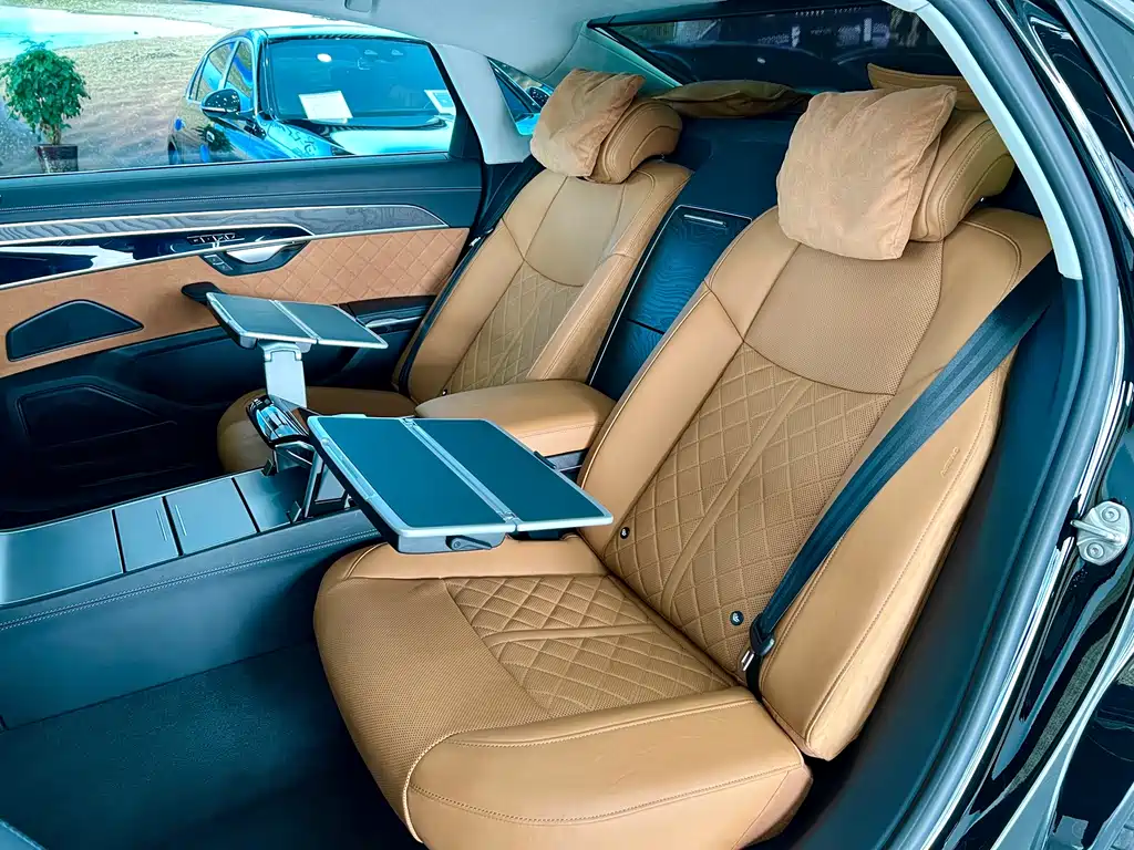 Audi Audi A8 2022 A8L Horch Founder's Edition Classic 2023 - thumbnail 10