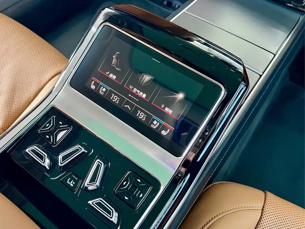 Audi Audi A8 2022 A8L Horch Founder's Edition Classic 2023 - thumbnail 19