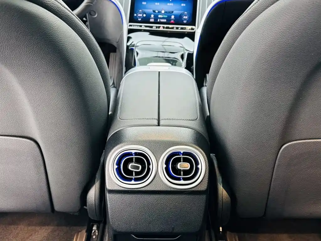 Mercedes-Benz Mercedes-Benz C-Class 2022 C 260 L Night Sport Edition 2022 - thumbnail 18