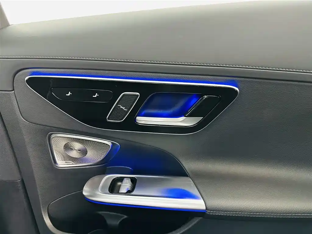 Mercedes-Benz Mercedes-Benz C-Class 2022 C 260 L Night Sport Edition 2022 - thumbnail 20