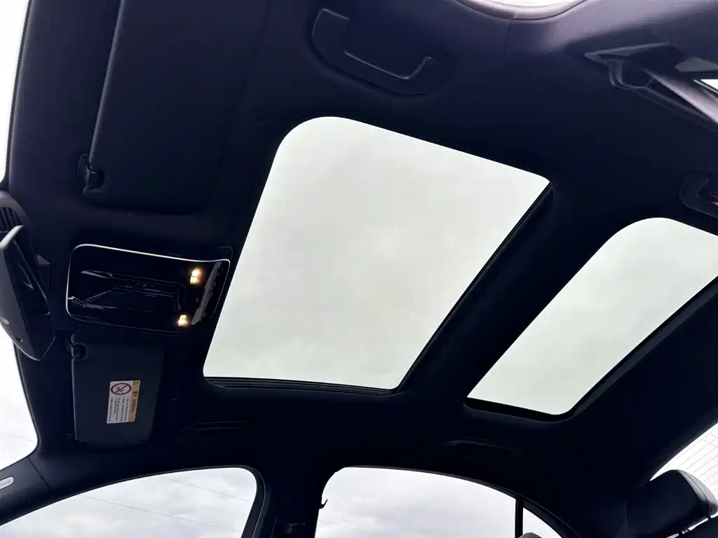 Mercedes-Benz Mercedes-Benz C-Class 2022 C 260 L Night Sport Edition 2022 - thumbnail 22
