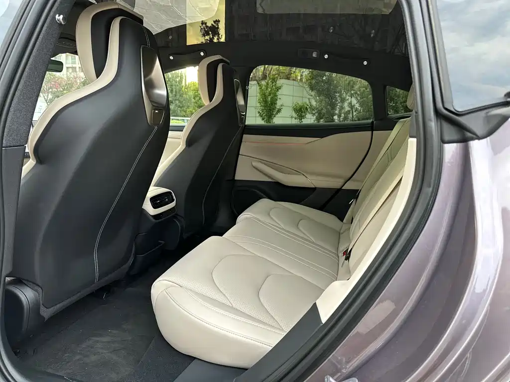 Xiaomi Auto Xiaomi SU7 2024 RWD Long Range Intelligent Driving Edition 2025 - thumbnail 9