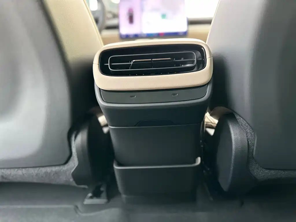 Xiaomi Auto Xiaomi SU7 2024 RWD Long Range Intelligent Driving Edition 2025 - thumbnail 10