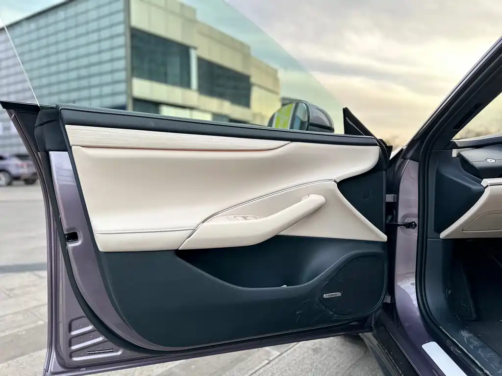 Xiaomi Auto Xiaomi SU7 2024 RWD Long Range Intelligent Driving Edition 2025 - thumbnail 15