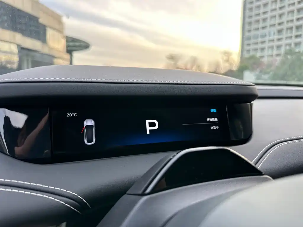 Xiaomi Auto Xiaomi SU7 2024 RWD Long Range Intelligent Driving Edition 2025 - thumbnail 17