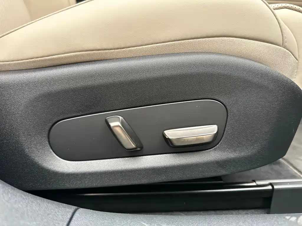 Xiaomi Auto Xiaomi SU7 2024 RWD Long Range Intelligent Driving Edition 2025 - thumbnail 22