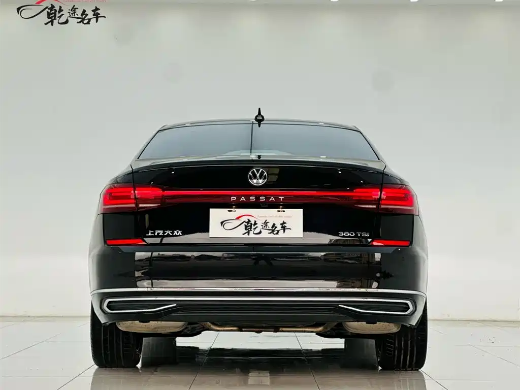 Volkswagen Volkswagen Passat 2024 380TSI Luxury Edition 2023 - thumbnail 6