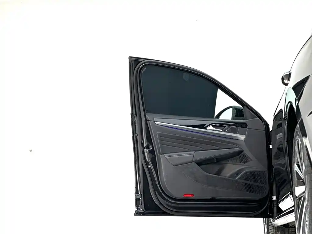 Volkswagen Volkswagen Passat 2024 380TSI Luxury Edition 2023 - thumbnail 12