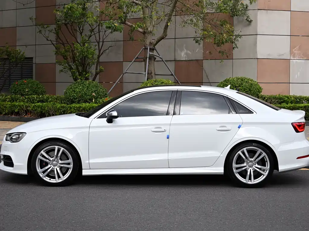 Audi Audi S3 2015 S3 2.0T Sedan 2016 - thumbnail 2