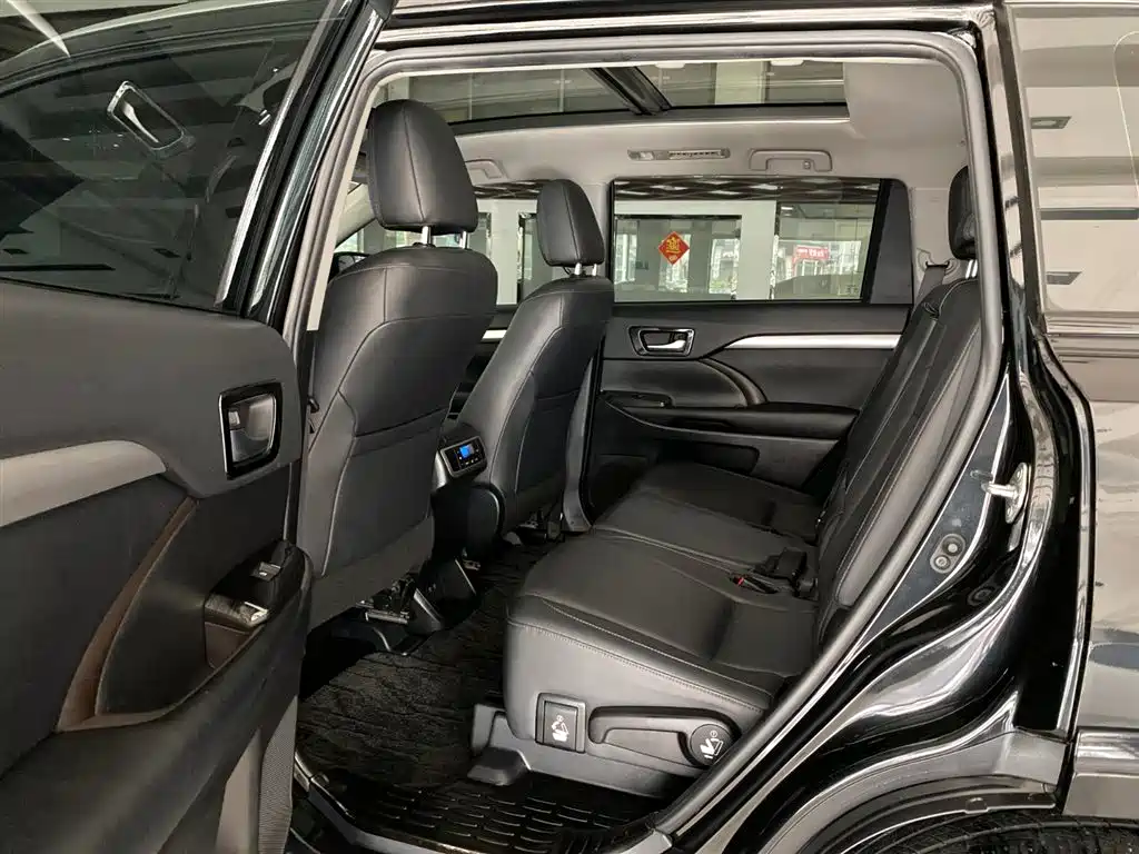Toyota Toyota Highlander 2021 2.0T AWD Luxury 7-seater 2021 - thumbnail 14