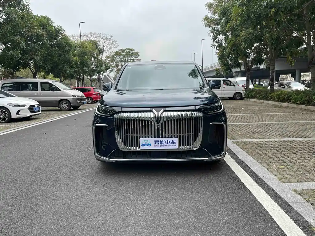 Lantu Automobile Lantu Dreamer 2025 PHEV AWD Flagship Kunpeng Edition 2024 - thumbnail 2