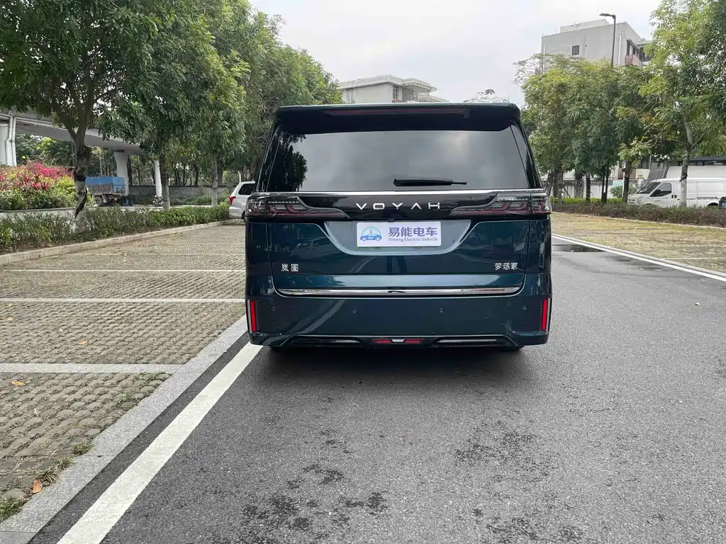 Lantu Automobile Lantu Dreamer 2025 PHEV AWD Flagship Kunpeng Edition 2024 - thumbnail 7