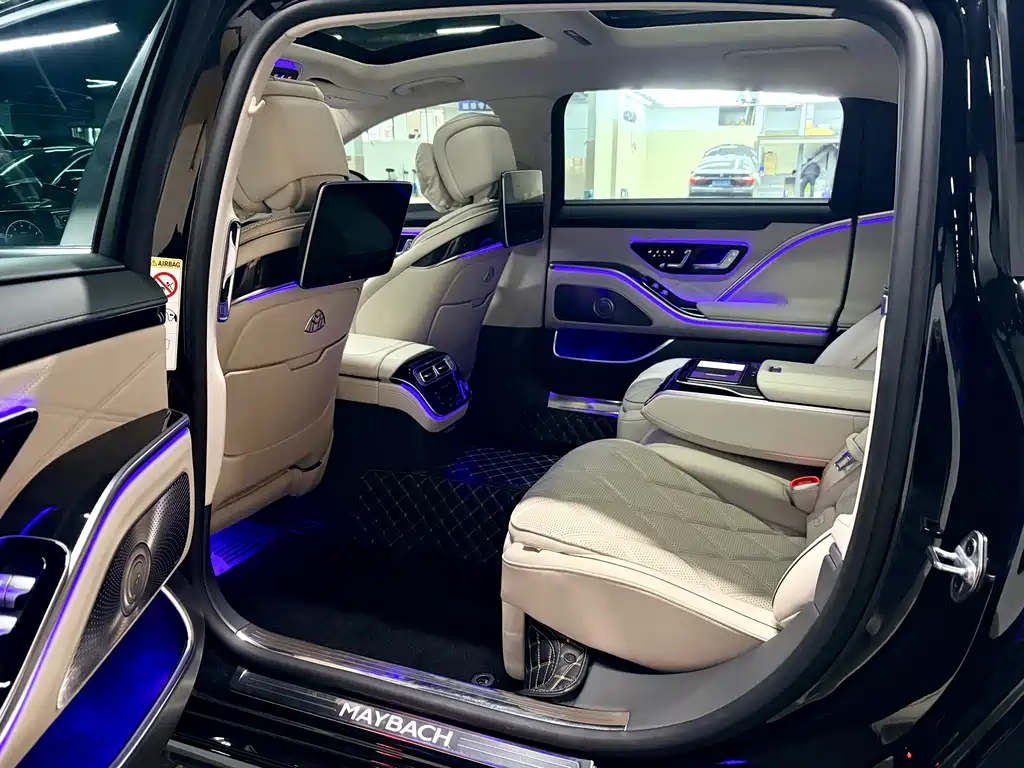 Mercedes-Benz Maybach S-Class 2022 S 480 4MATIC Intelligent Excellence Special Edition 2022 - thumbnail 7
