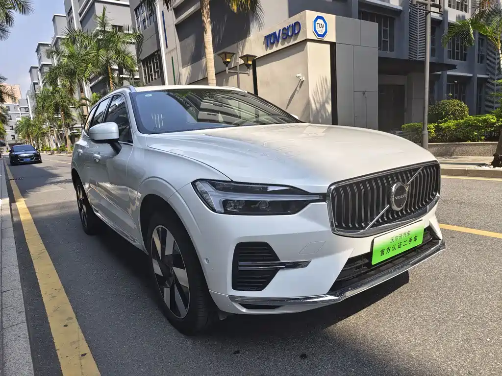 Volvo Volvo XC60 Plug-in Hybrid 2024 T8 AWD Extended Range Luxury Edition 2023 - thumbnail 3
