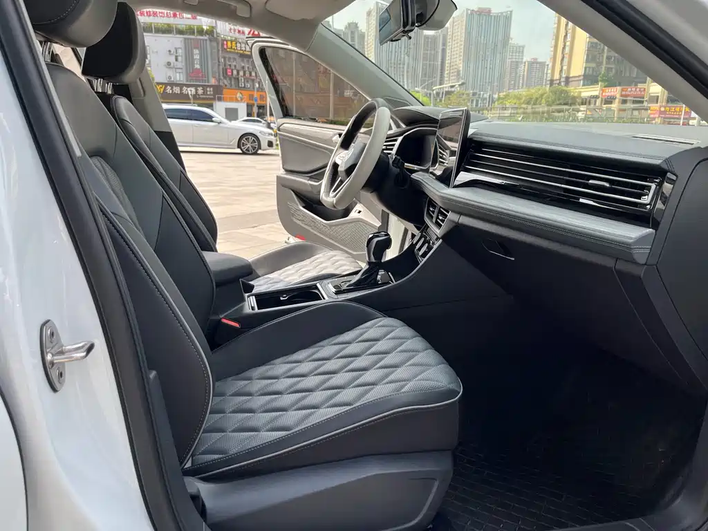 Volkswagen Volkswagen Sagitar 2024 300TSI DSG Comfortline 2024 - thumbnail 14