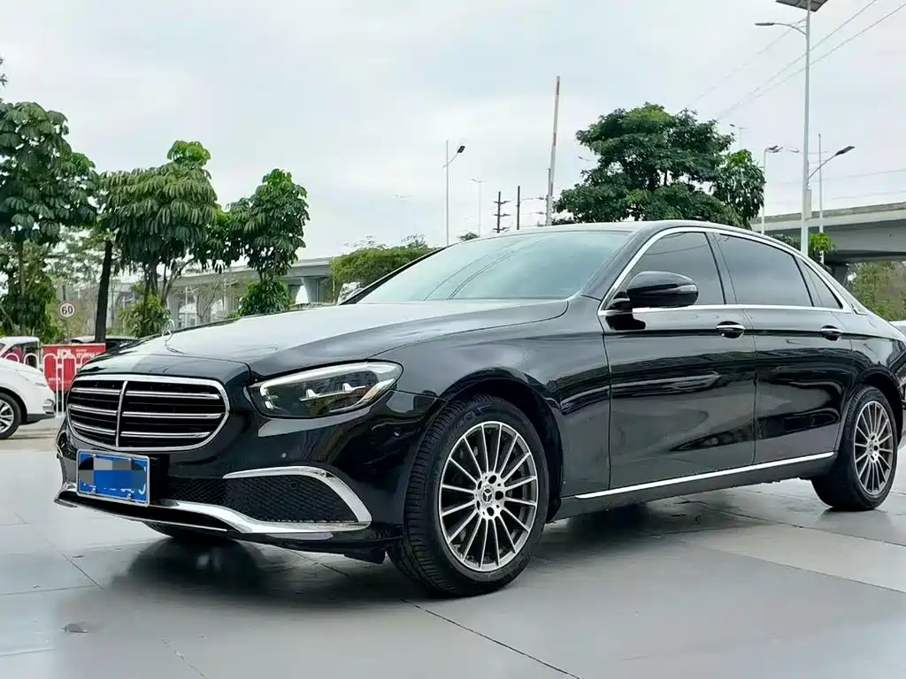 Mercedes-Benz Mercedes-Benz E-Class 2022 Model Year Facelift E 260 L Sport 2022