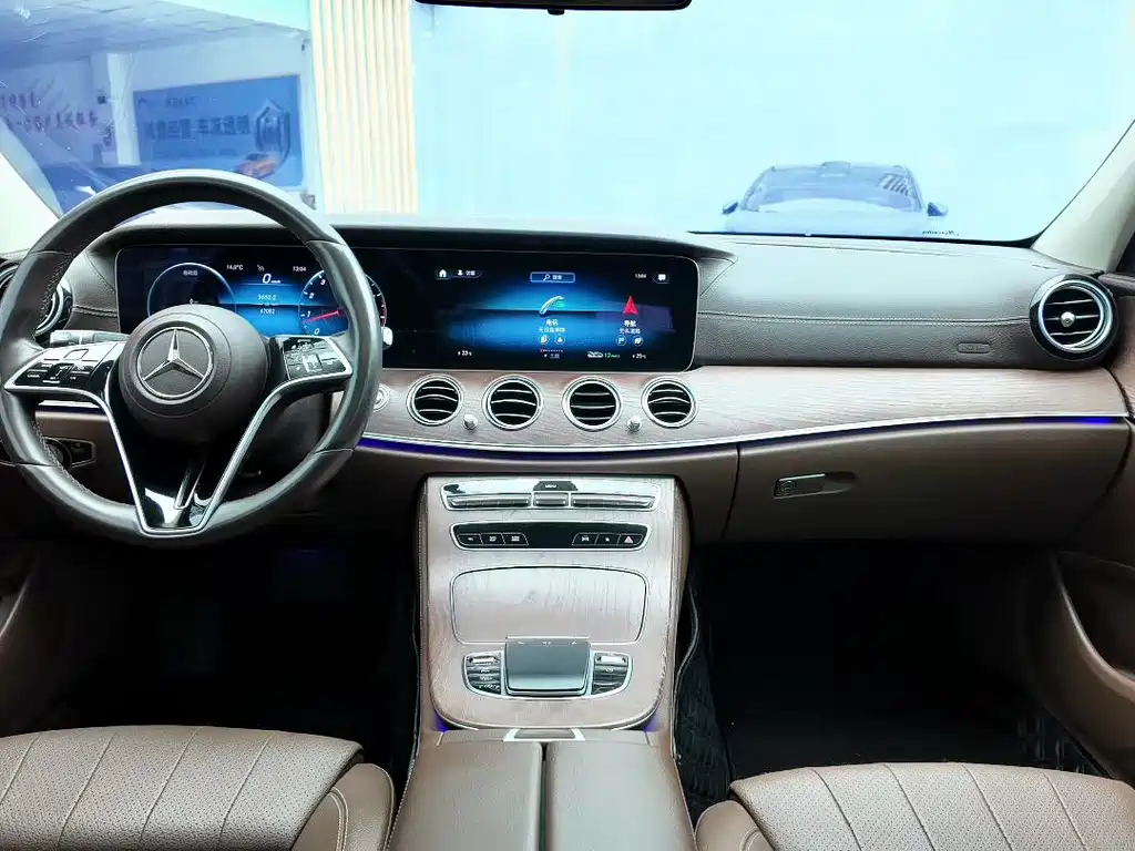 Mercedes-Benz Mercedes-Benz E-Class 2022 Model Year Facelift E 260 L Sport 2022 - thumbnail 7