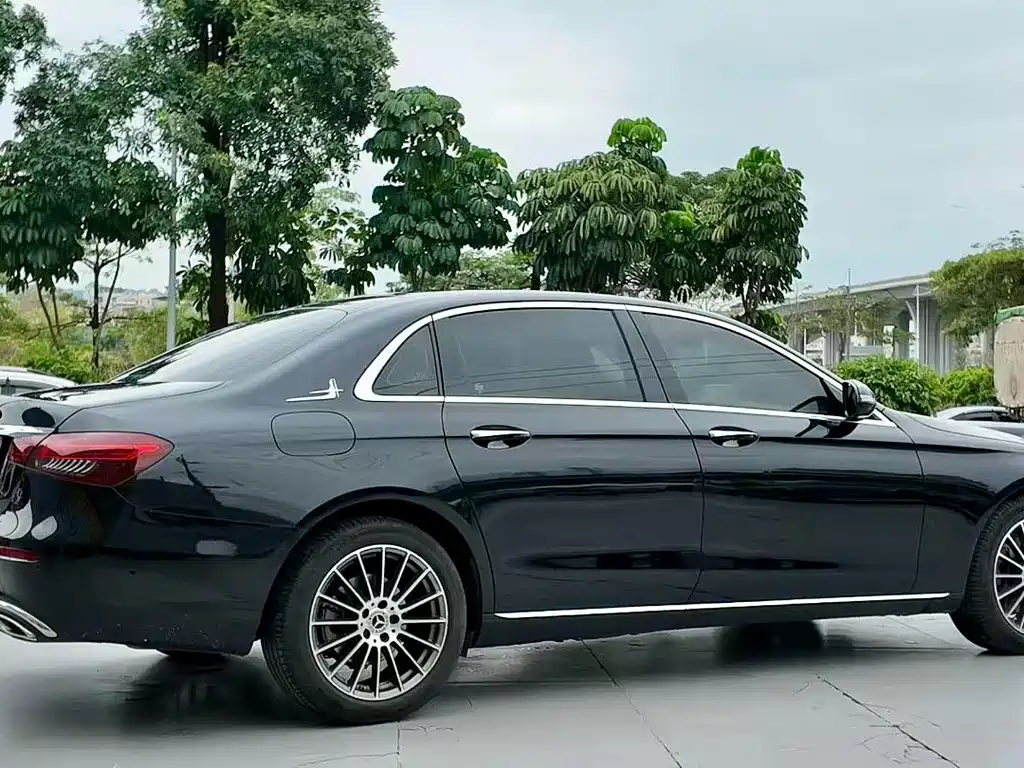Mercedes-Benz Mercedes-Benz E-Class 2022 Model Year Facelift E 260 L Sport 2022 - thumbnail 9