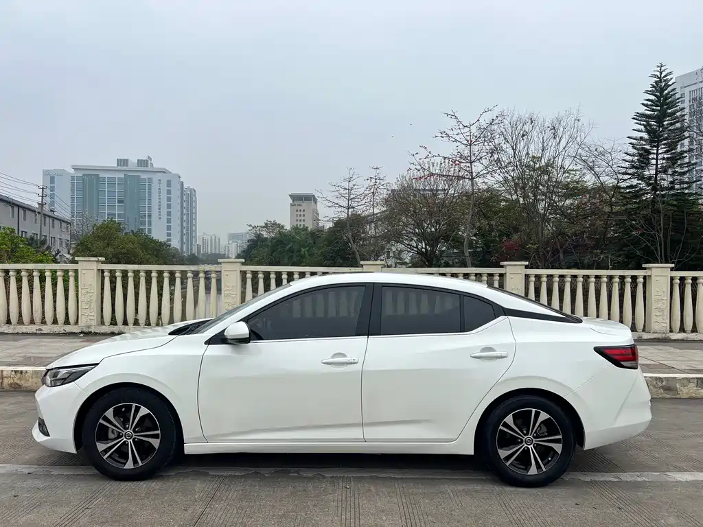 Nissan Nissan Sylphy 2020 1.6L XE CVT Comfort Edition 2021 - thumbnail 5