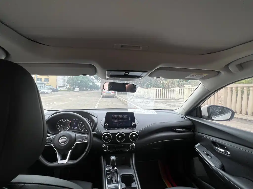 Nissan Nissan Sylphy 2020 1.6L XE CVT Comfort Edition 2021 - thumbnail 10