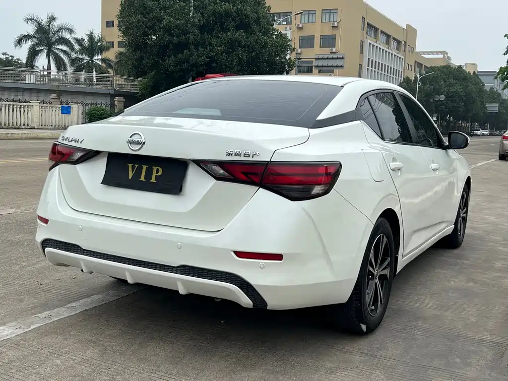 Nissan Nissan Sylphy 2020 1.6L XE CVT Comfort Edition 2021 - thumbnail 13