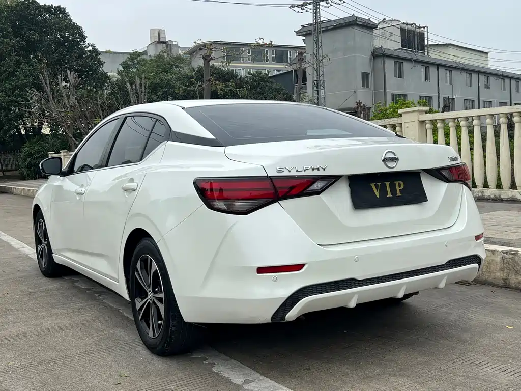Nissan Nissan Sylphy 2020 1.6L XE CVT Comfort Edition 2021 - thumbnail 15