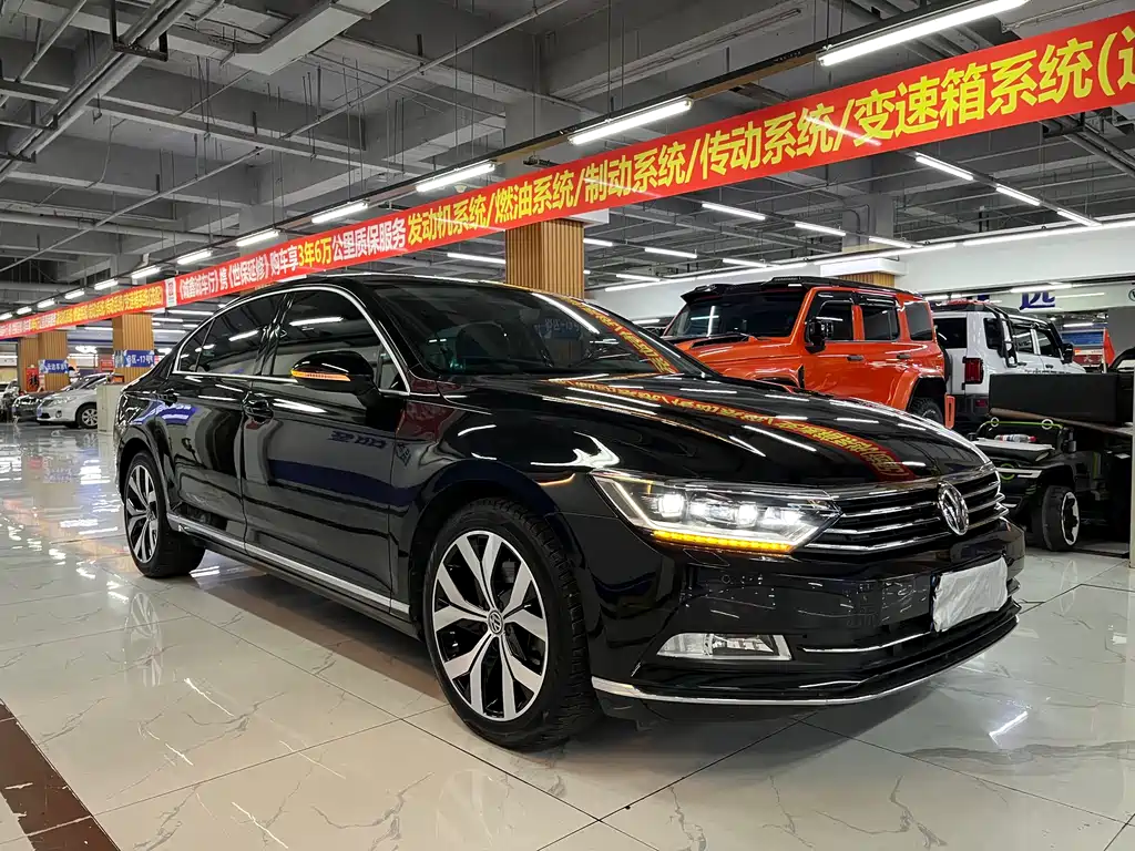 Volkswagen Magotan 2017 380TSI DSG Premium Edition 2017 - thumbnail 6