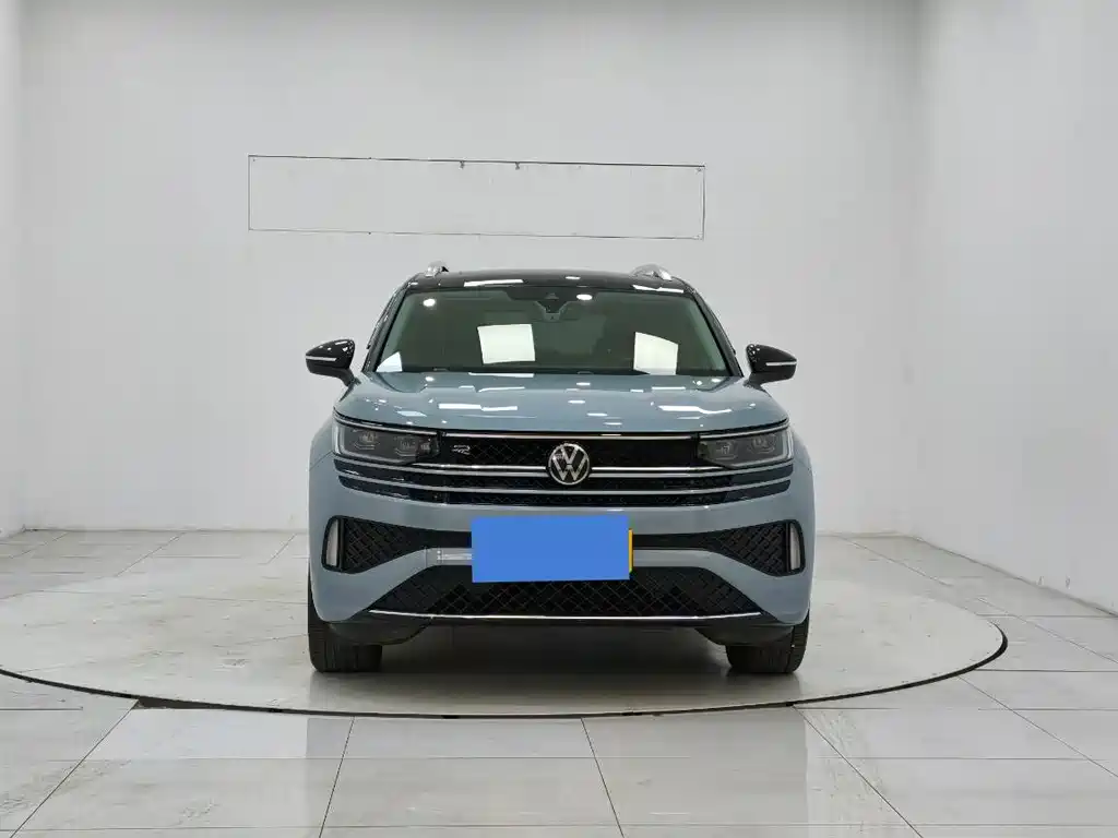 Volkswagen Lantu 2023 380TSI AWD R-Line Touring Edition 2023 - thumbnail 2