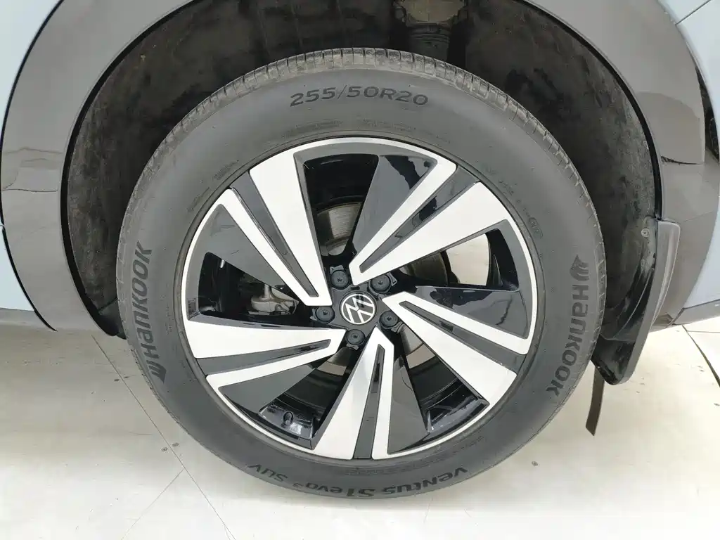 Volkswagen Lantu 2023 380TSI AWD R-Line Touring Edition 2023 - thumbnail 21