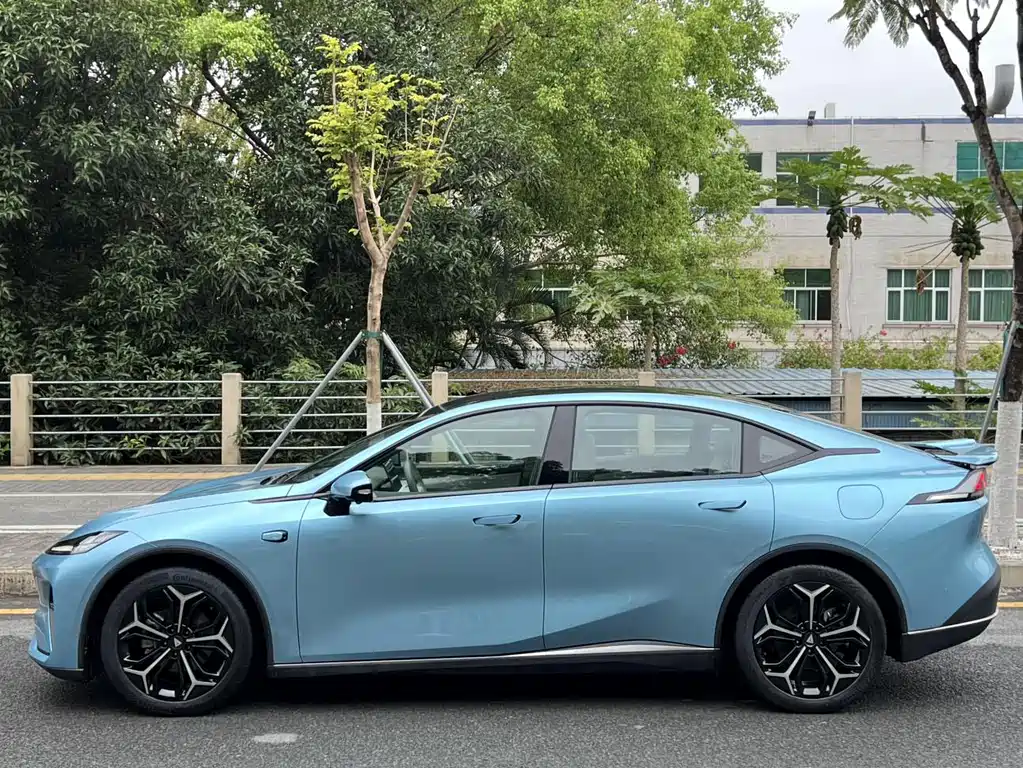 DeepBlue Automobile DeepBlue L07 2024 230Max Kunlun Intelligent Driving ADS SE Range Extender Version 2024 - thumbnail 3