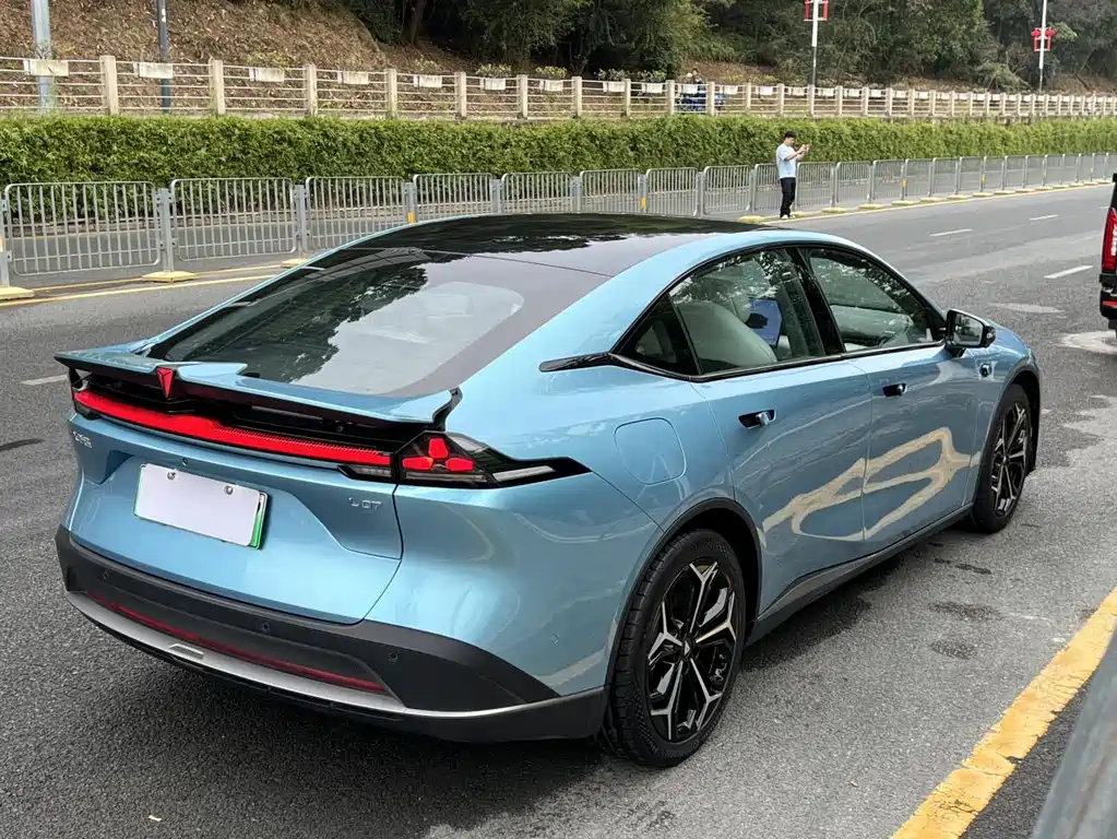 DeepBlue Automobile DeepBlue L07 2024 230Max Kunlun Intelligent Driving ADS SE Range Extender Version 2024 - thumbnail 4