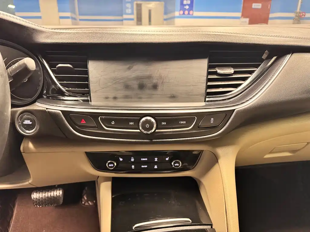 Buick Buick Regal 2020 552T Essence Edition 2021 - thumbnail 16
