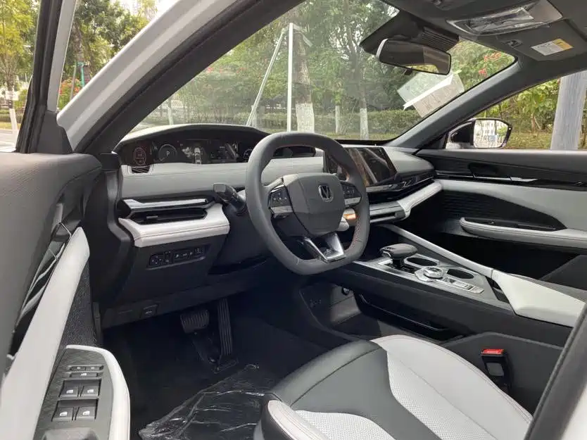 Changan Changan UNI-V iDD 2024 Blue Whale iDD 136km Intelligent Cool Edition 2026 - thumbnail 6