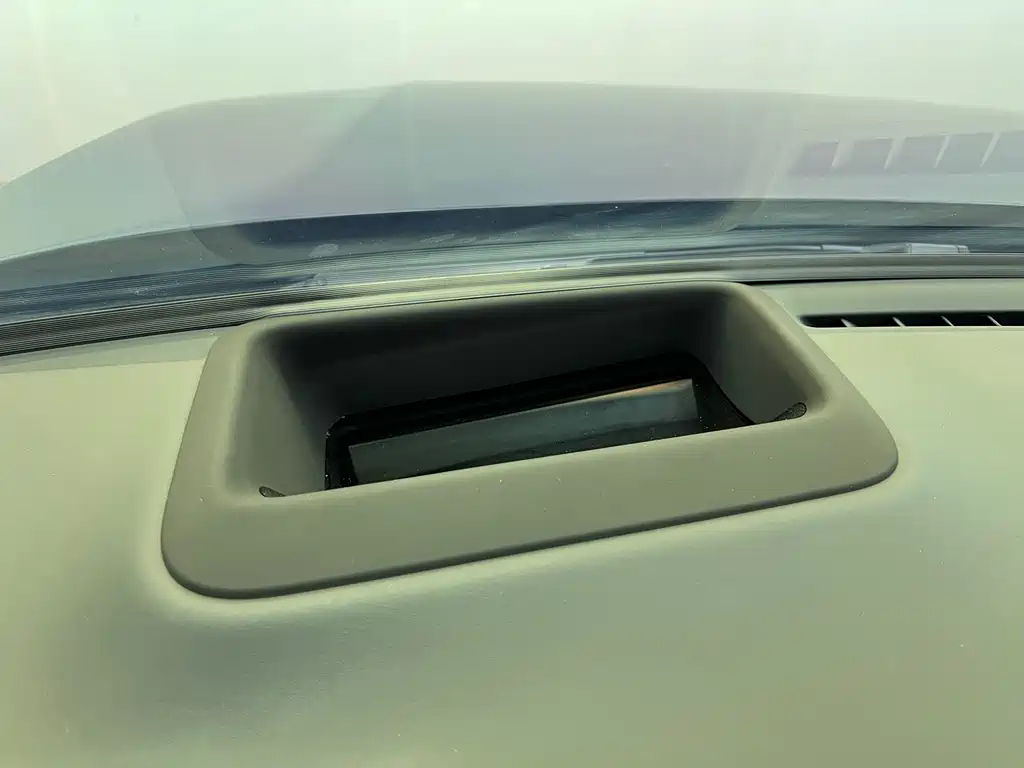 Li Auto Li L8 2024 Pro 2025 - thumbnail 29