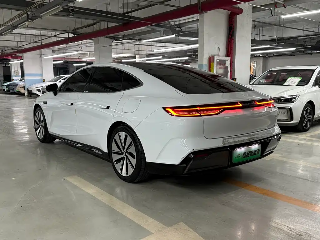 Geely Galaxy Galaxy E8 2024 665km RWD Starship Long Range Edition 2025 - thumbnail 4