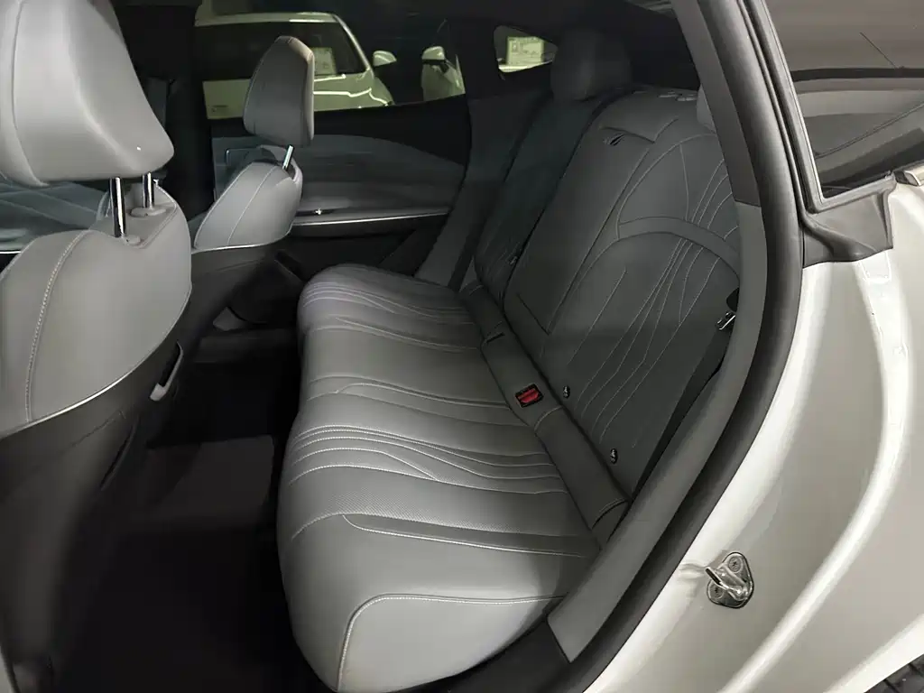 Geely Galaxy Galaxy E8 2024 665km RWD Starship Long Range Edition 2025 - thumbnail 14