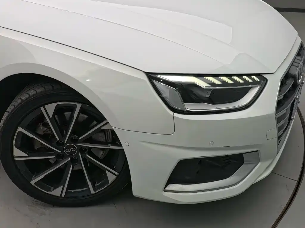 Audi Audi A4L 2022 40 TFSI Luxury Elegant Model 2022 - thumbnail 7