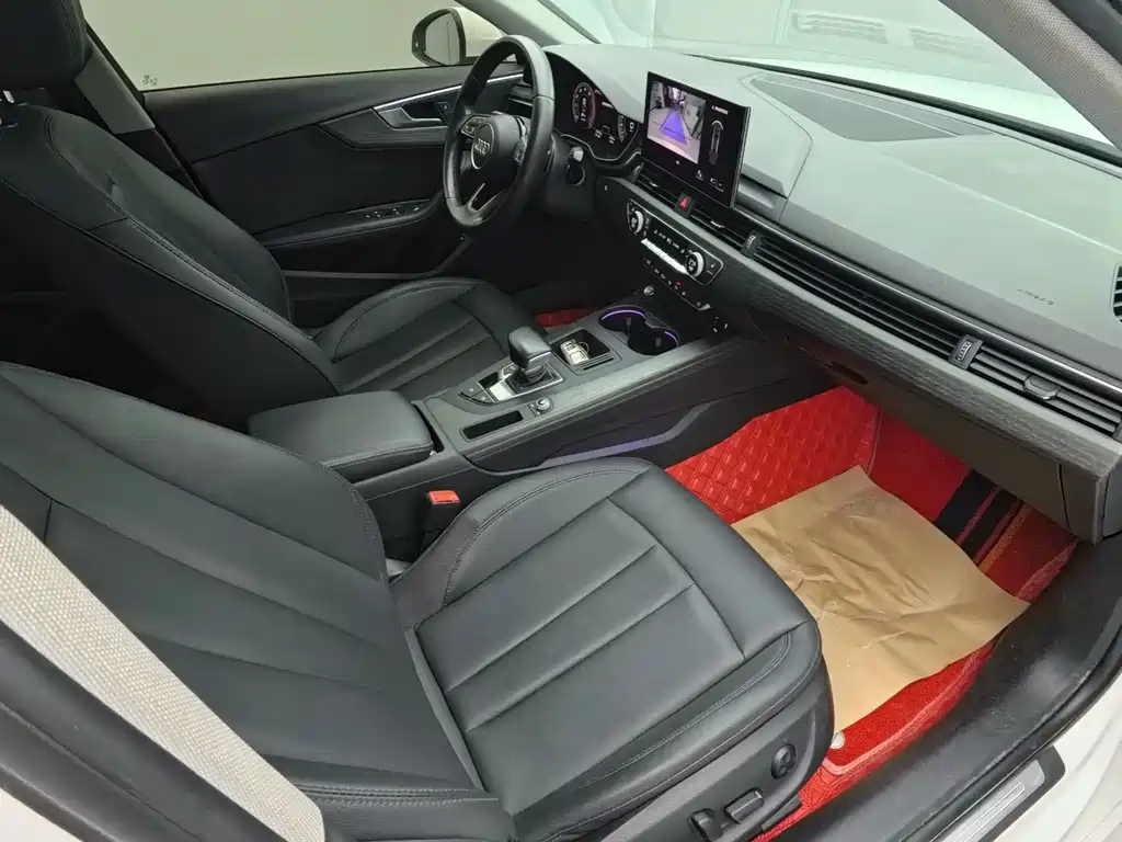 Audi Audi A4L 2022 40 TFSI Luxury Elegant Model 2022 - thumbnail 14