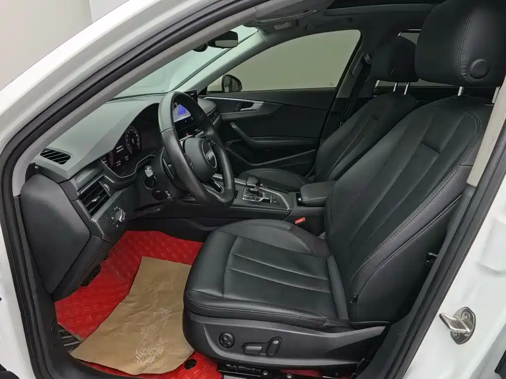 Audi Audi A4L 2022 40 TFSI Luxury Elegant Model 2022 - thumbnail 17