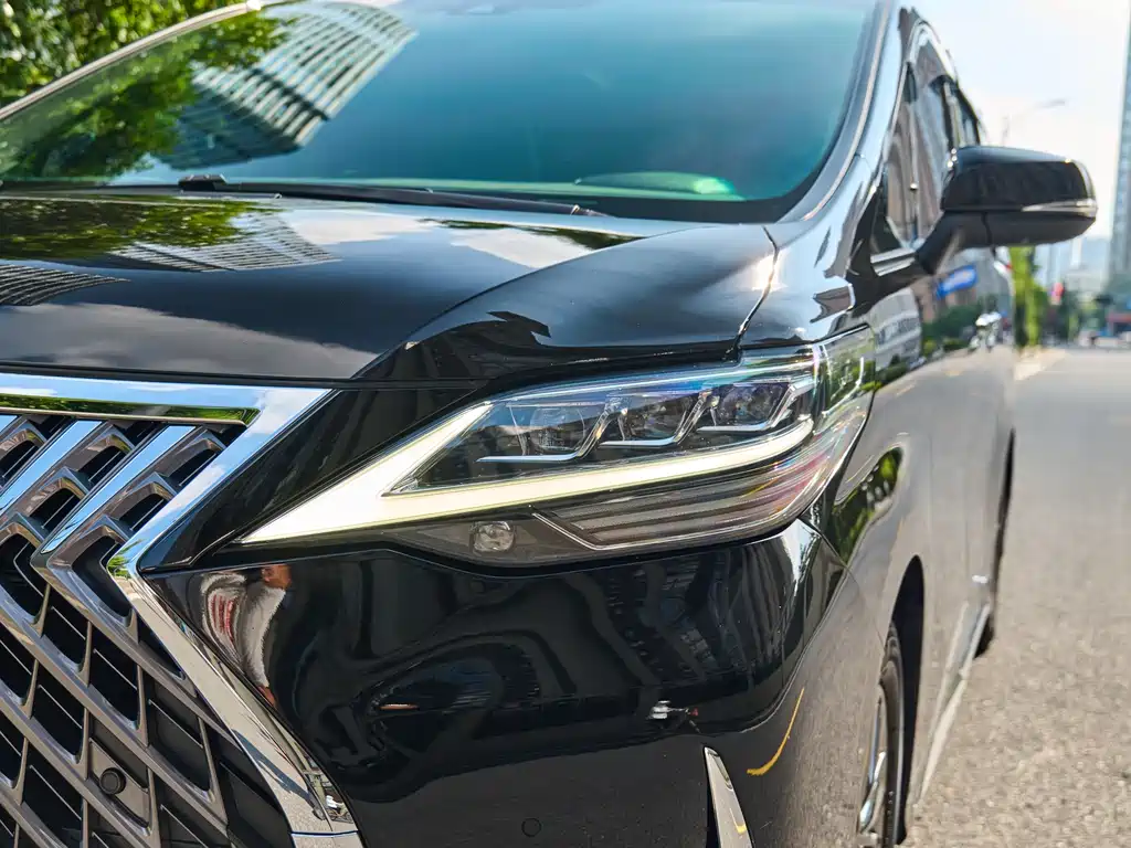 Toyota Alphard 2021 Crown Hybrid 2.5L HV Luxury Version 2021 - thumbnail 5