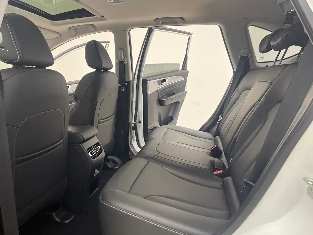 Haval Haval M6 2021 PLUS 1.5T DCT Luxury Intelligent Connectivity Model 2021 - thumbnail 9